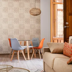Feelathome Martires Malaga
